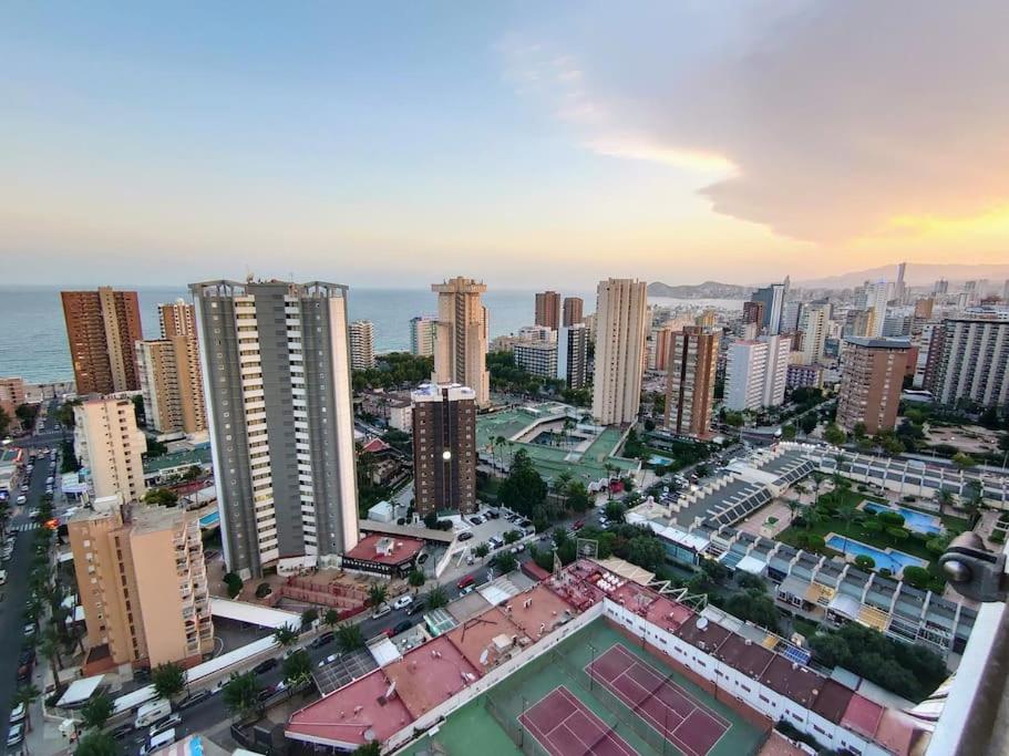 Benidorm Gemelos II One, Impresionante Vista Luaran gambar